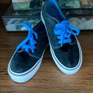 Kids sz 2 Vans